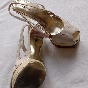 Bebe sz 7 cram colored platform stilletos